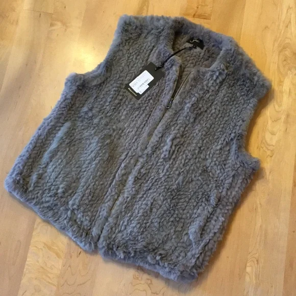 JUNE | Twist Knit Rabbit Fur Zip Up Vest In Dove - Picture 6 of 12